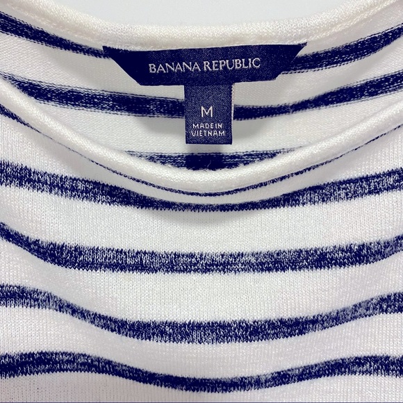 Banana Republic ruffle sleeve dolman style top size medium - Picture 3 of 4